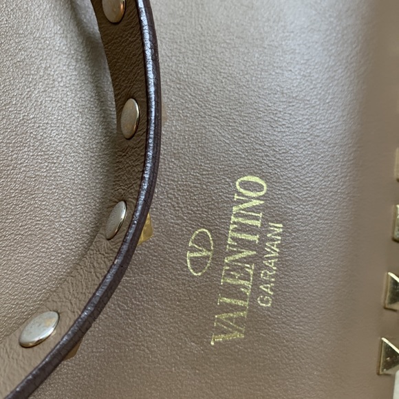Valentino medium rock stud tote - Picture 6 of 6